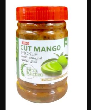 Farm Kitchen Cut Mango Pickle, 250 g